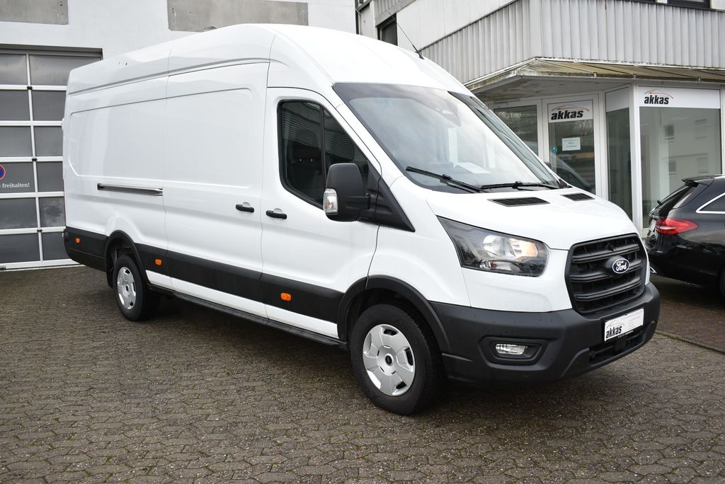 Ford Transit 2025