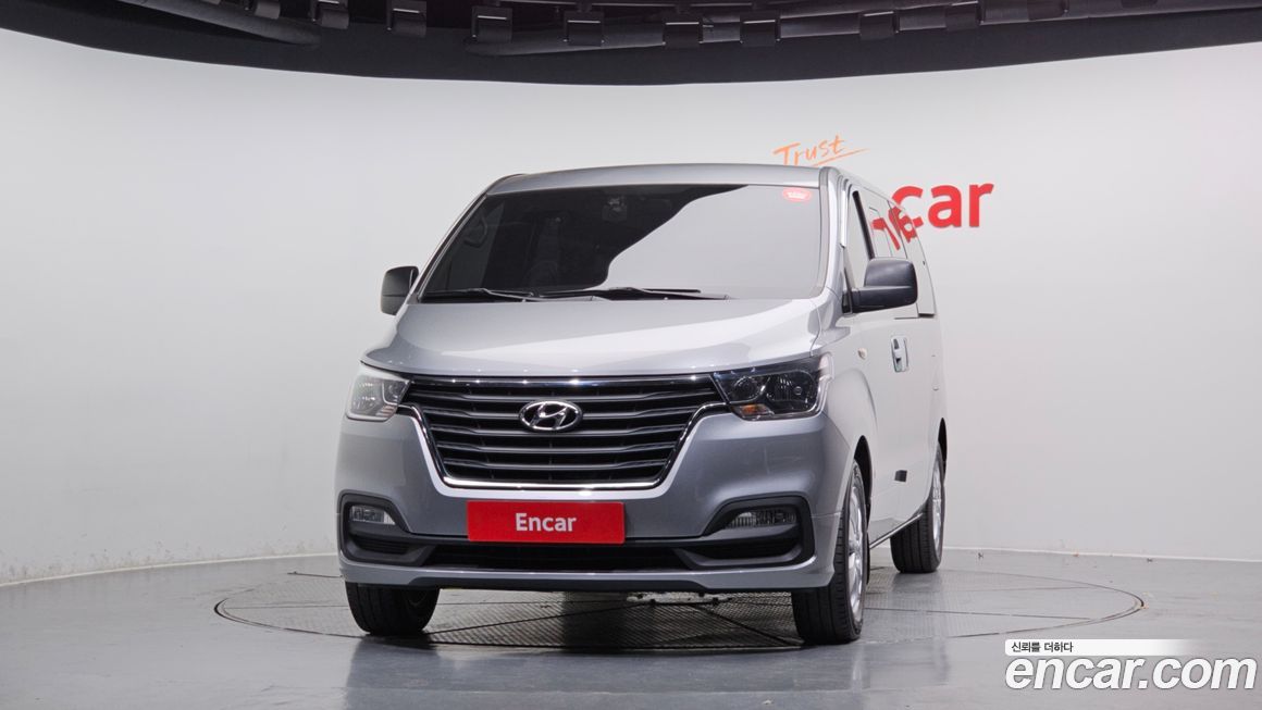 Hyundai Starex 2019