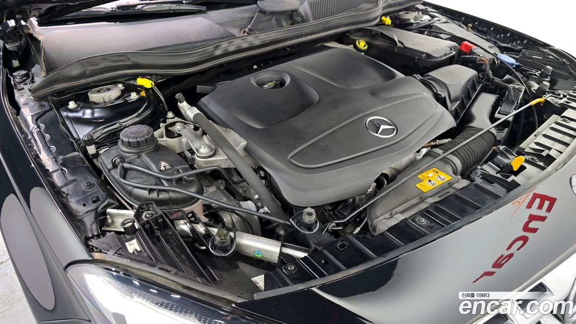 Mercedes-Benz GLA-Class 2019