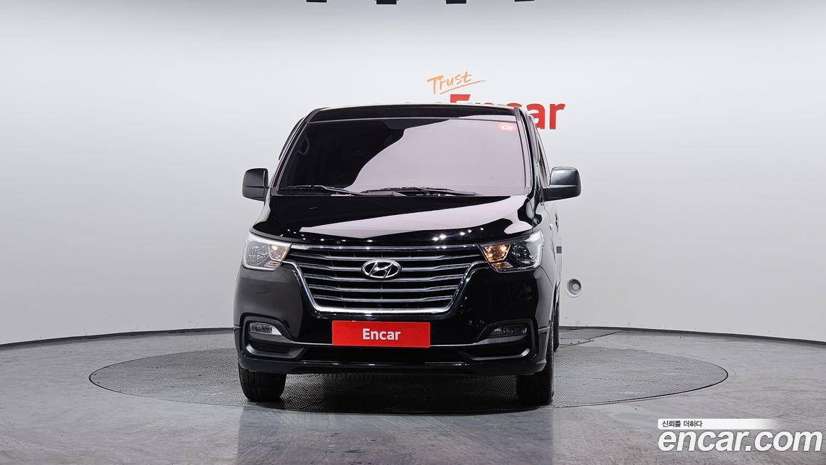 Hyundai Starex 2021