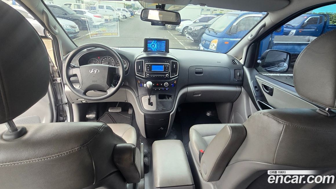 Hyundai Starex 2019