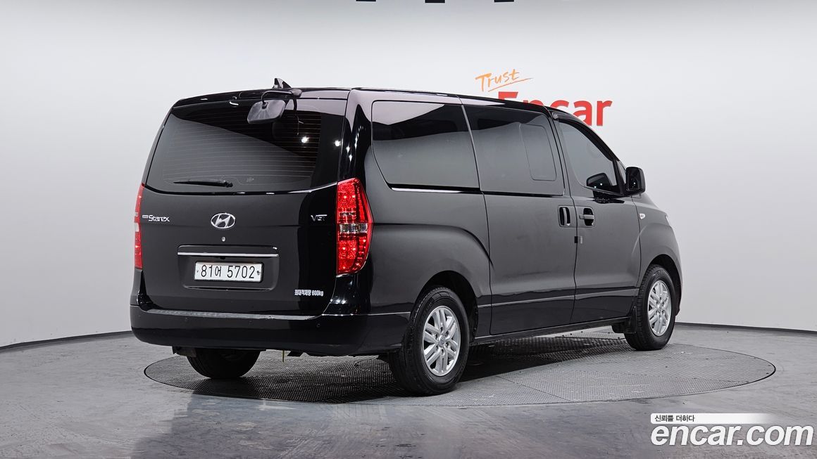 Hyundai Starex 2021