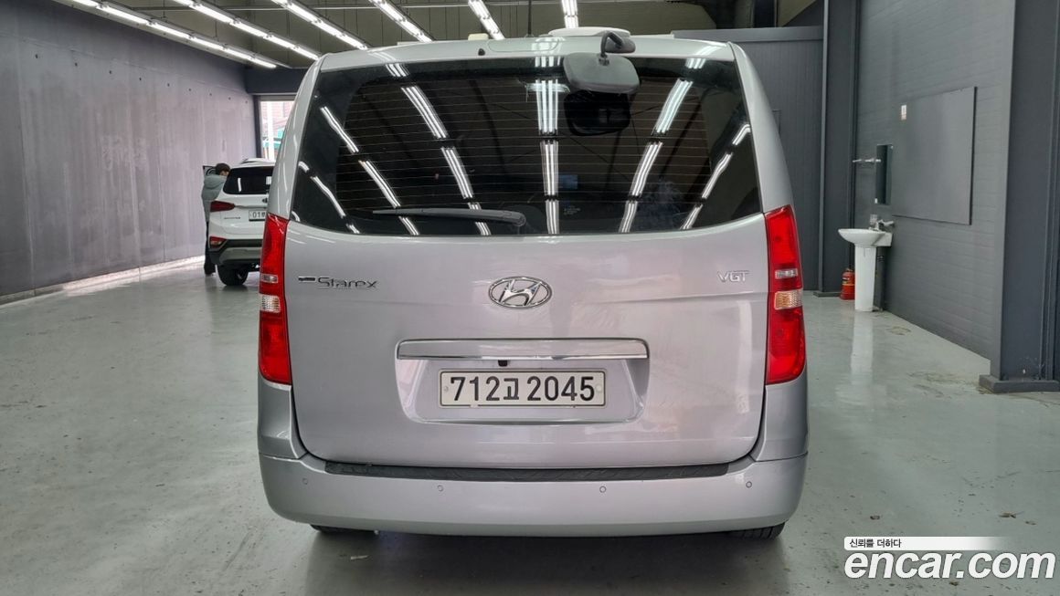 Hyundai Starex 2018