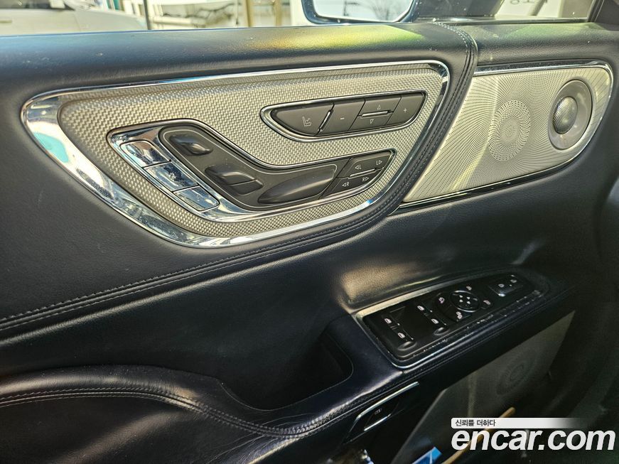 Lincoln Continental 2019