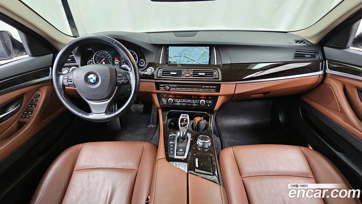 BMW 5-Series 2016