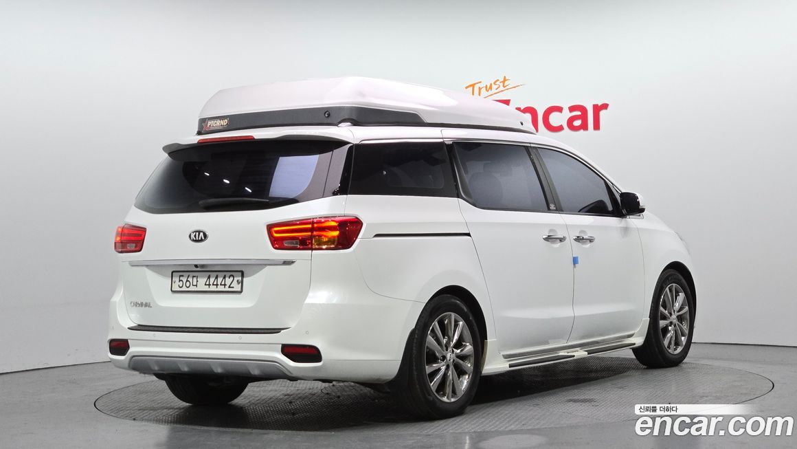 Kia Canival 2019
