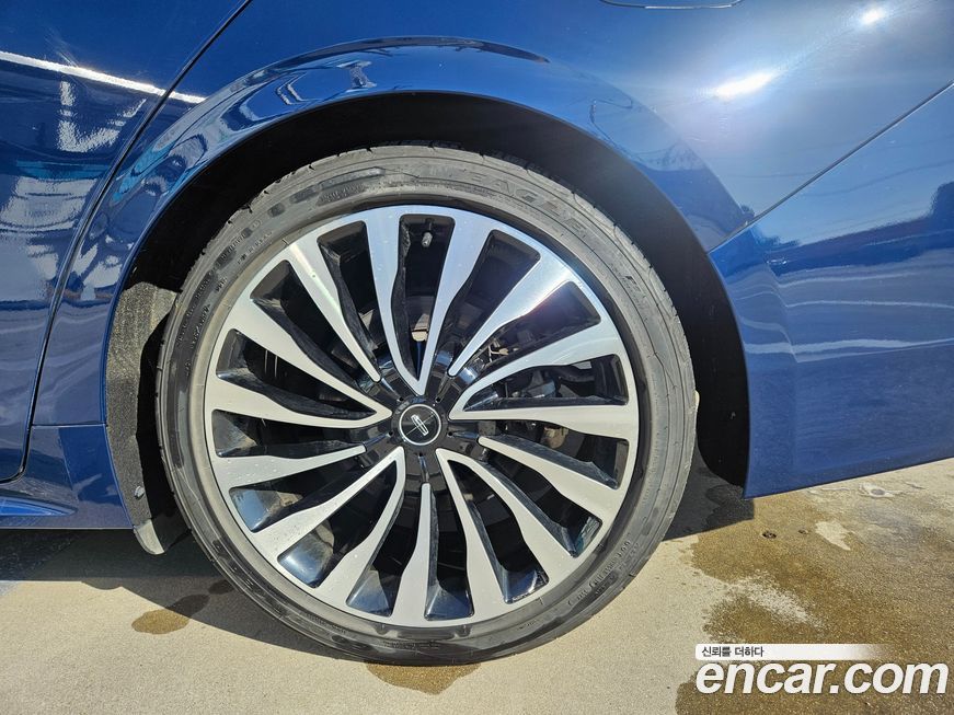 Lincoln Continental 2019