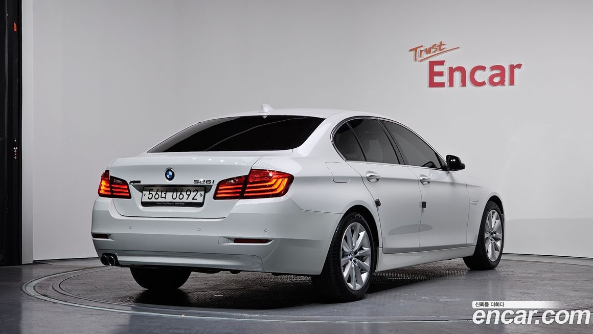 BMW 5-Series 2016