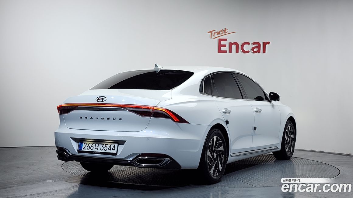 Hyundai Grandeur 2021