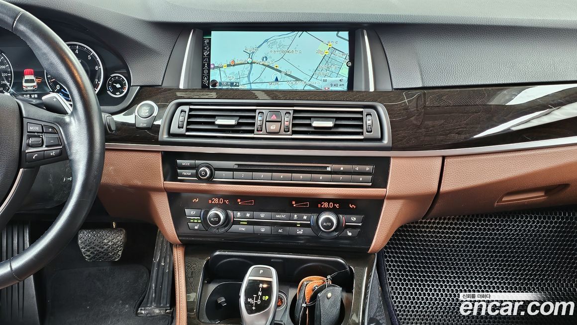 BMW 5-Series 2016