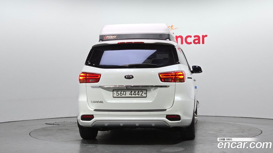 Kia Canival 2019