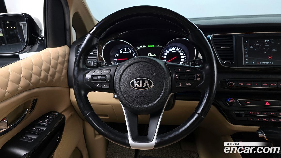 Kia Canival 2019