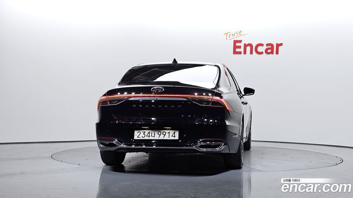 Hyundai Grandeur 2022