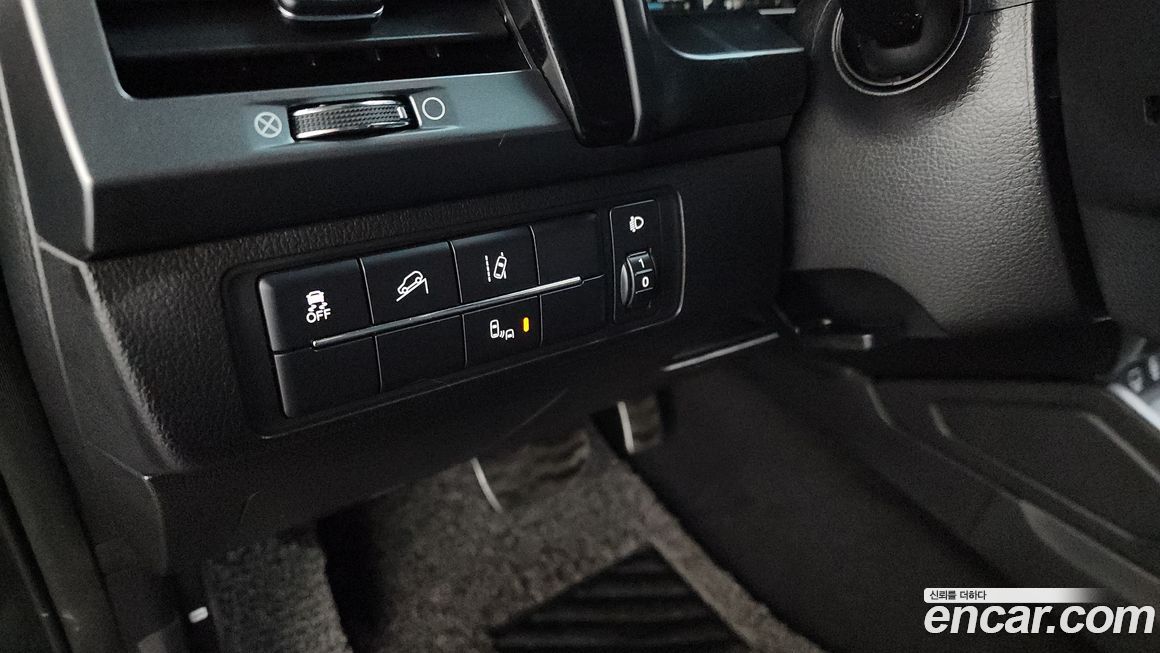 KG_Mobility_Ssangyong Rexton 2021