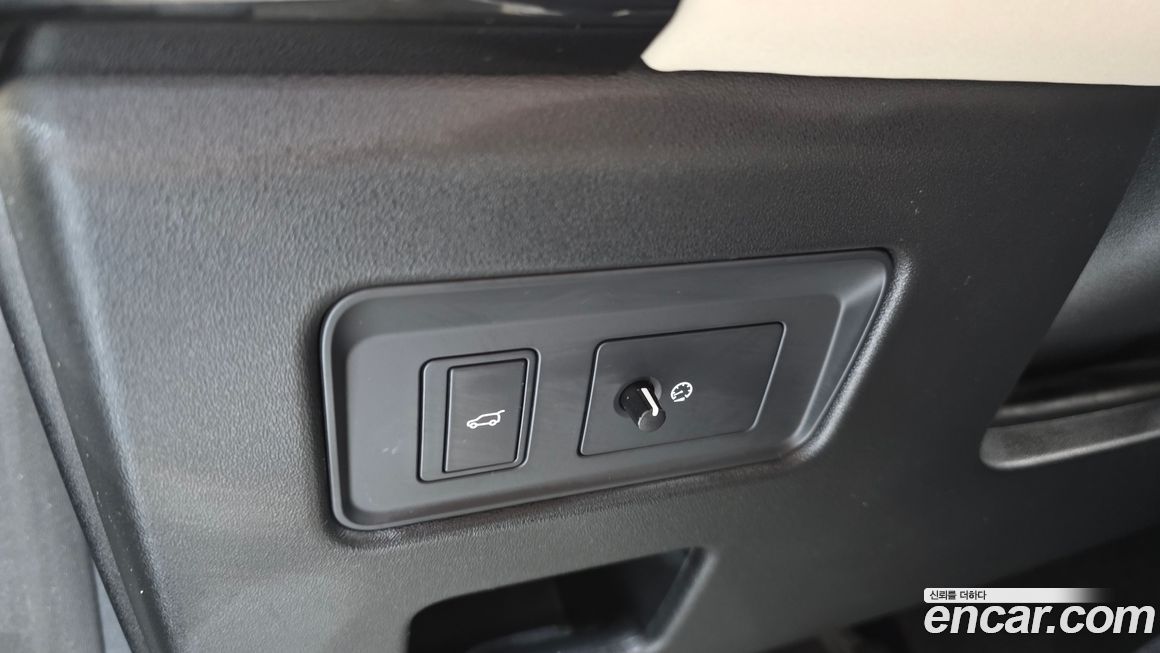 Land Rover Discovery 2018