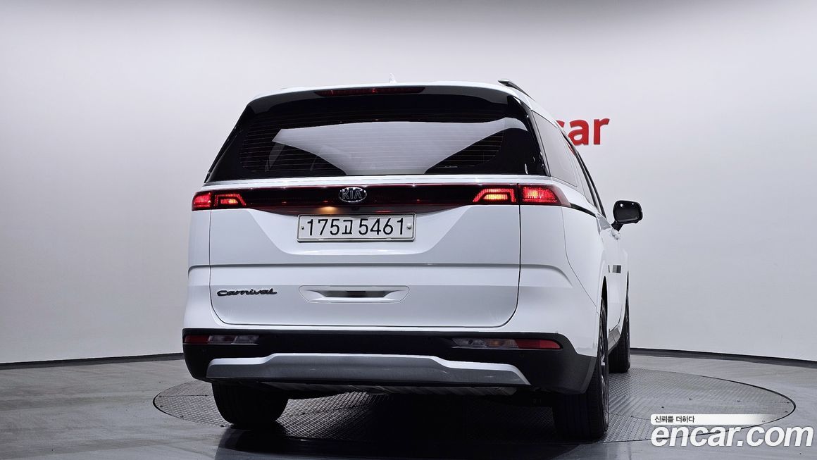 Kia Canival 2021