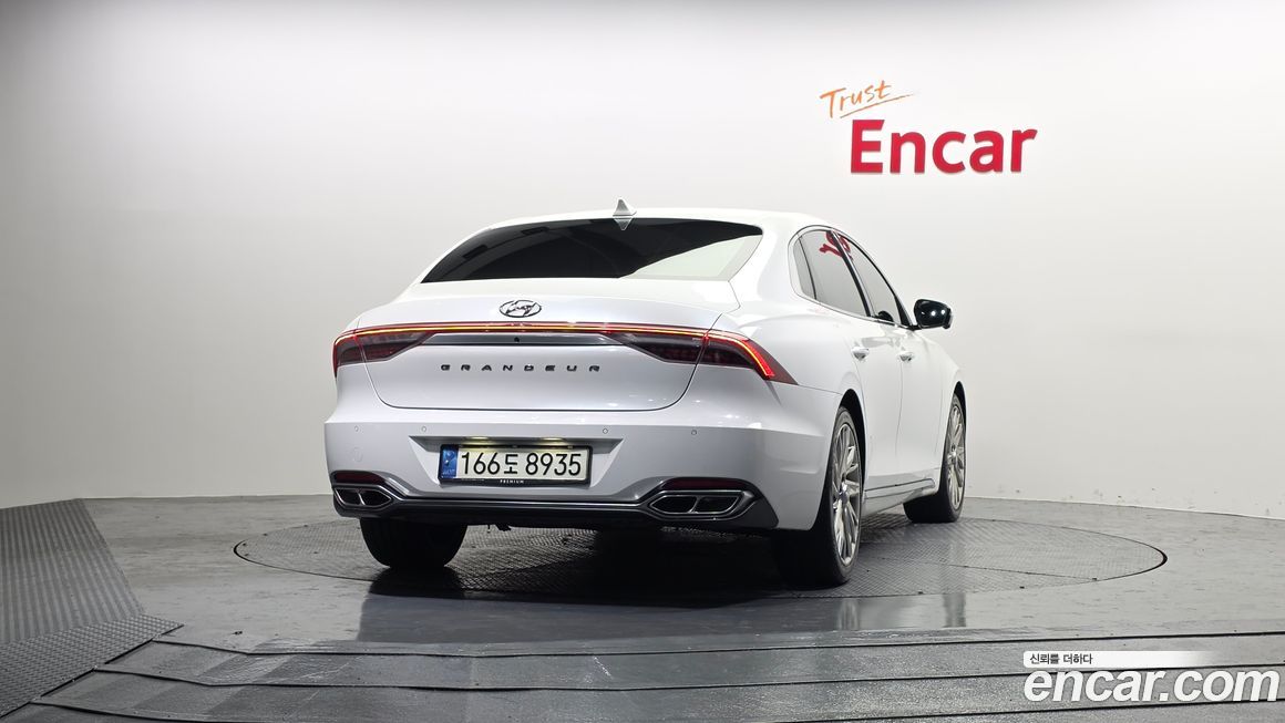 Hyundai Grandeur 2021