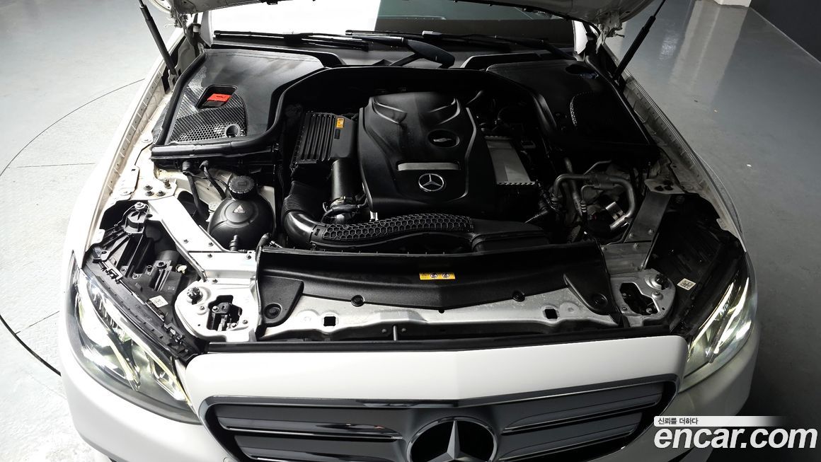 Mercedes-Benz E-Class 2018