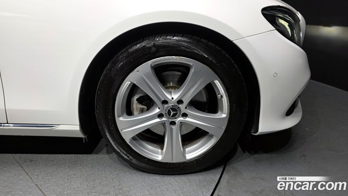 Mercedes-Benz E-Class 2018