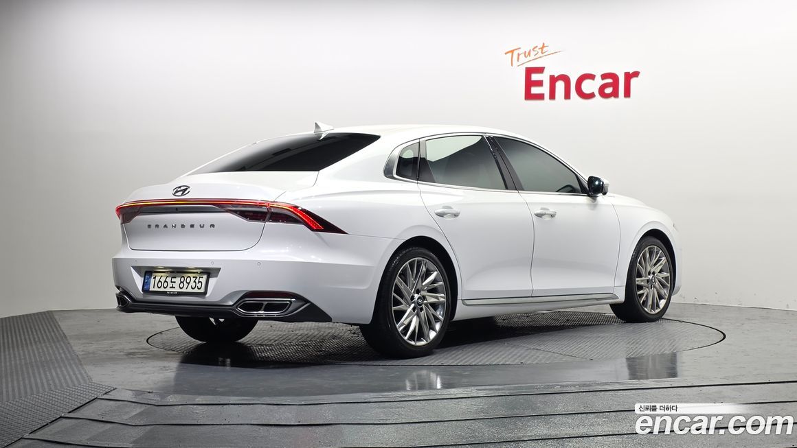 Hyundai Grandeur 2021