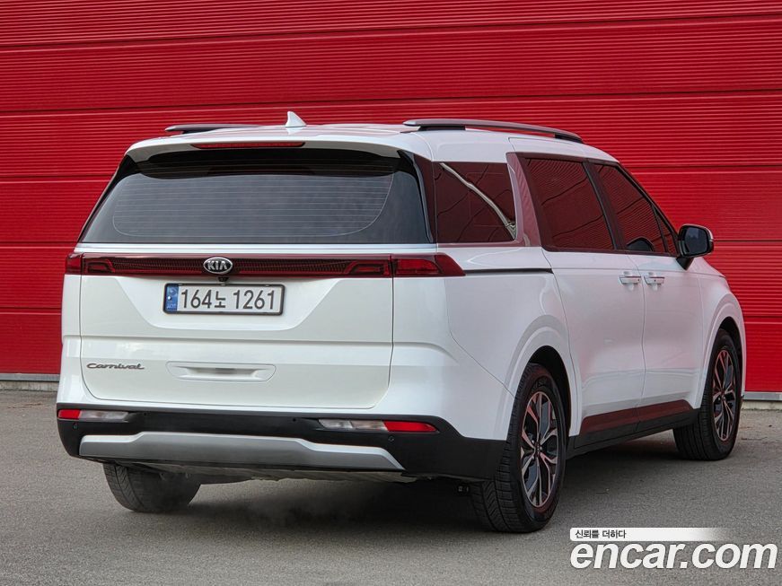 Kia Canival 2021