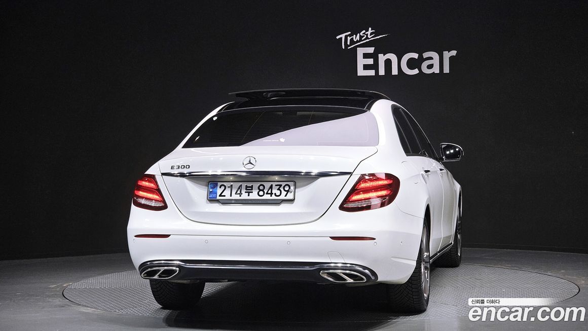 Mercedes-Benz E-Class 2017