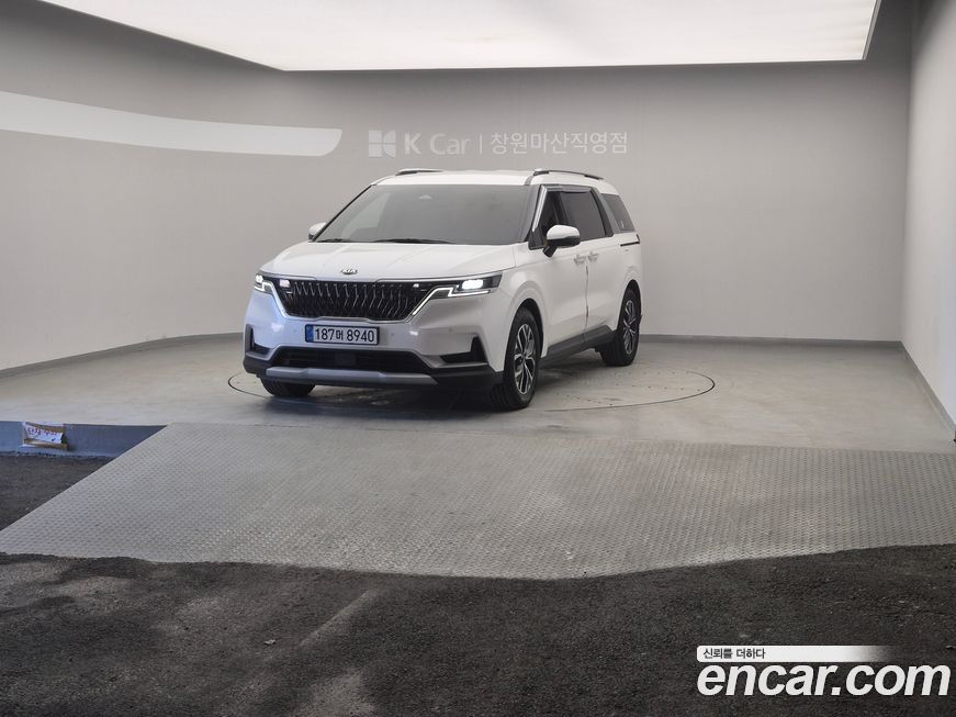Kia Canival 2021