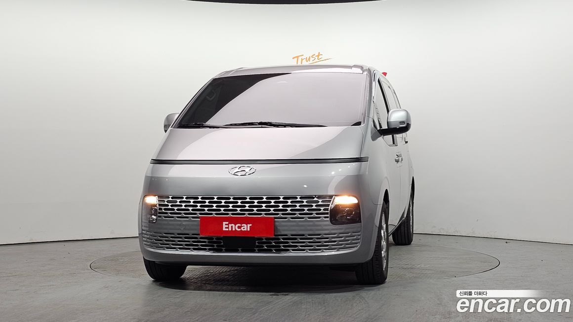 Hyundai Staria 2024