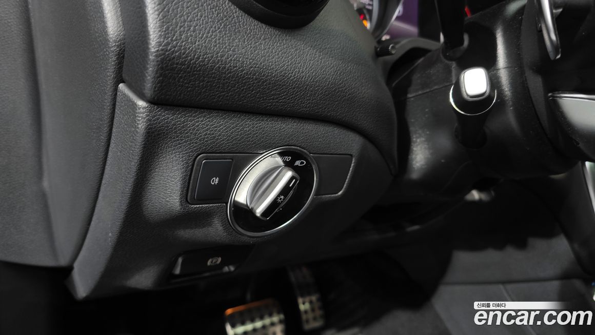 Mercedes-Benz CLA-Class 2019