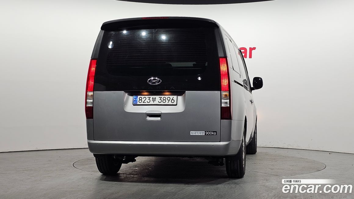 Hyundai Staria 2024