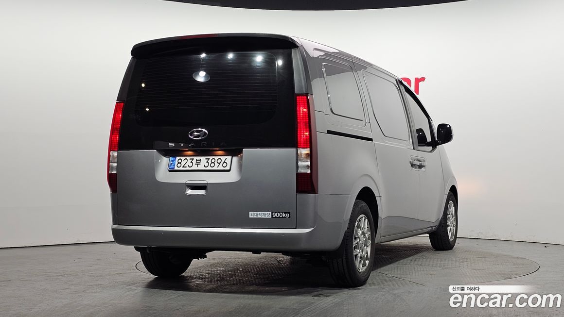 Hyundai Staria 2024
