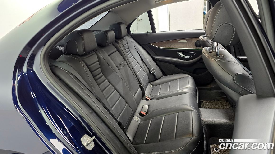 Mercedes-Benz E-Class 2018