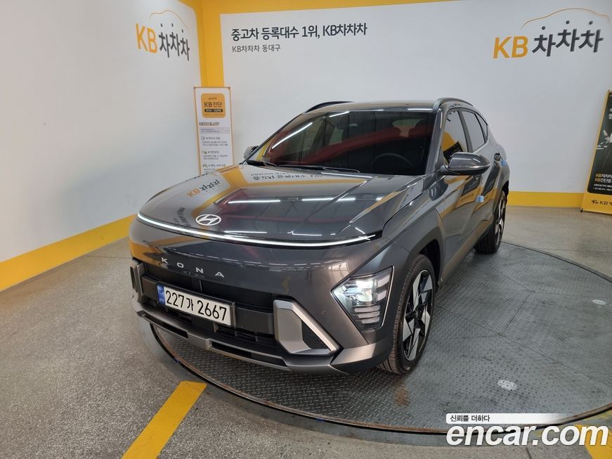 Hyundai Kona 2025