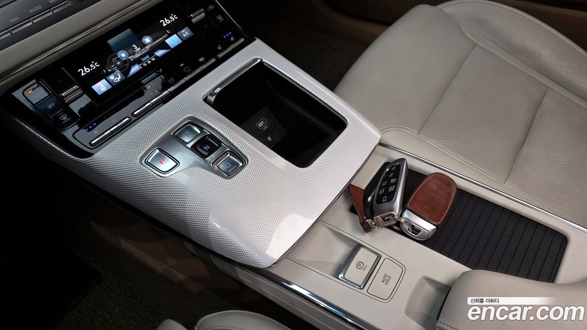 Hyundai Grandeur 2020