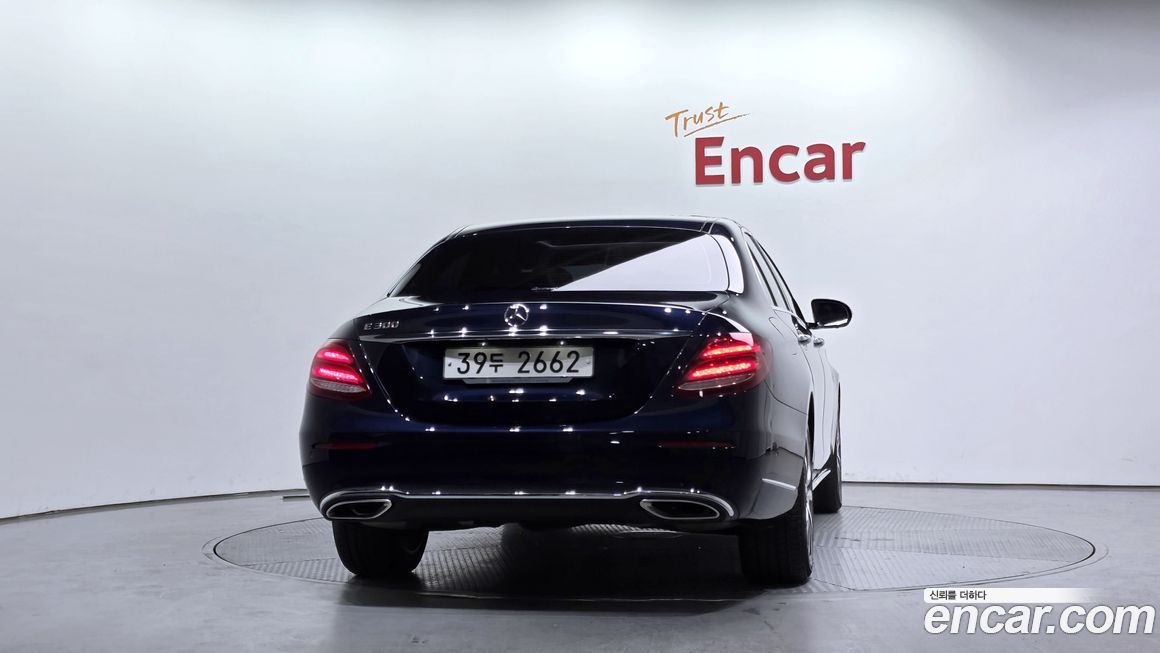 Mercedes-Benz E-Class 2018