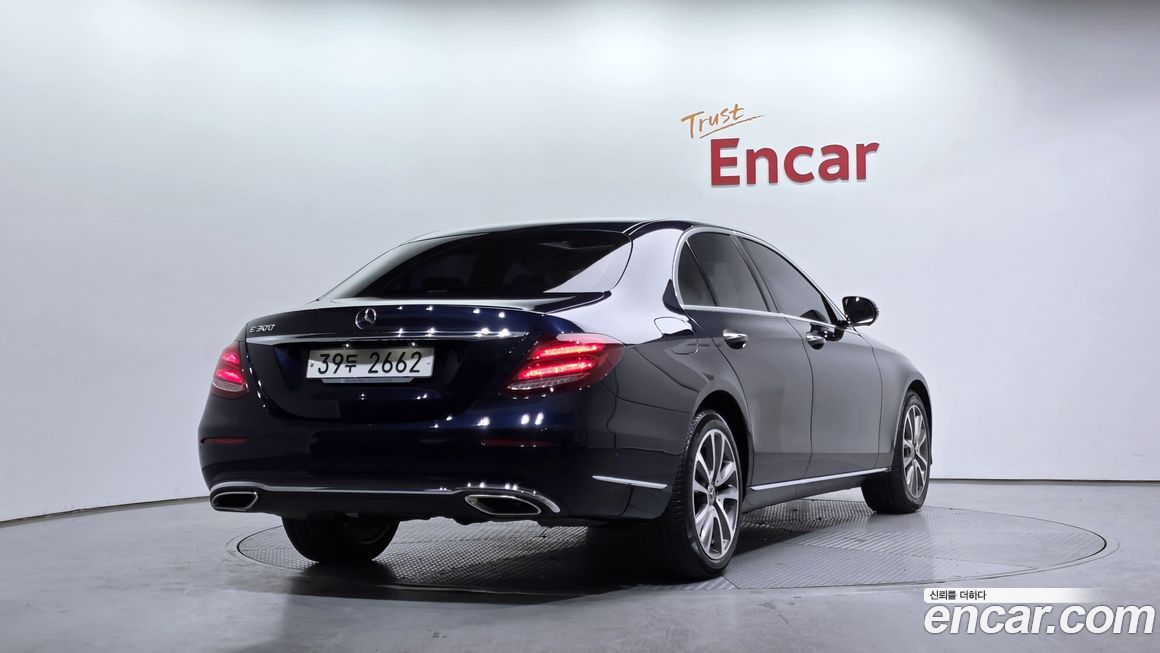 Mercedes-Benz E-Class 2018