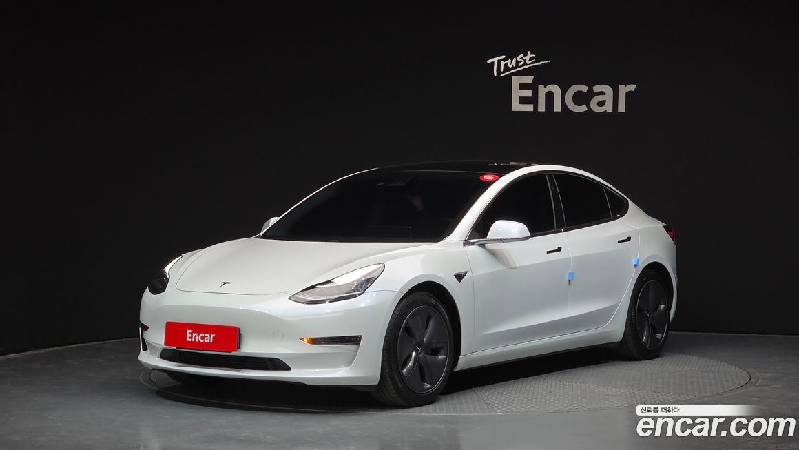 Tesla Model 3 2020