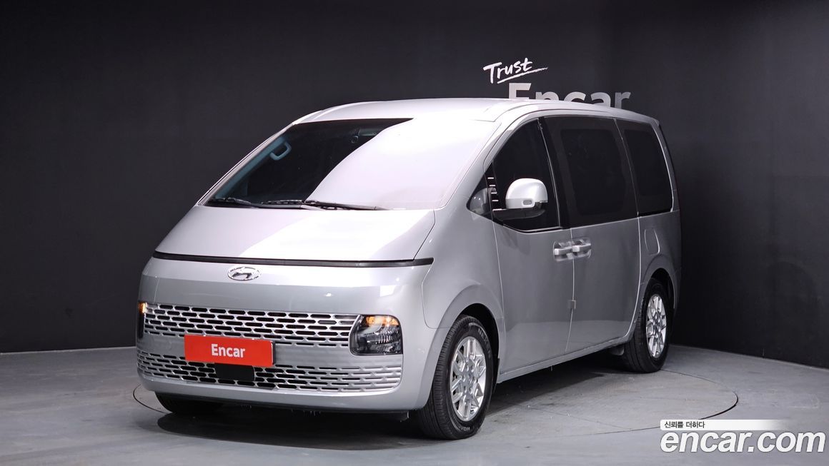 Hyundai Staria 2023