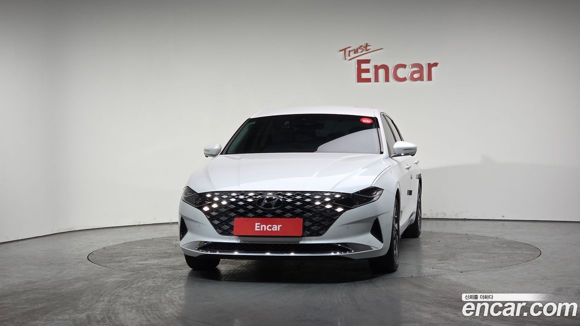 Hyundai Grandeur 2022