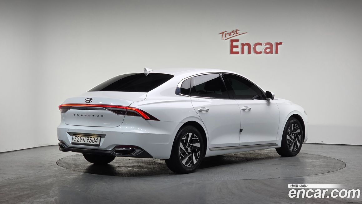 Hyundai Grandeur 2022