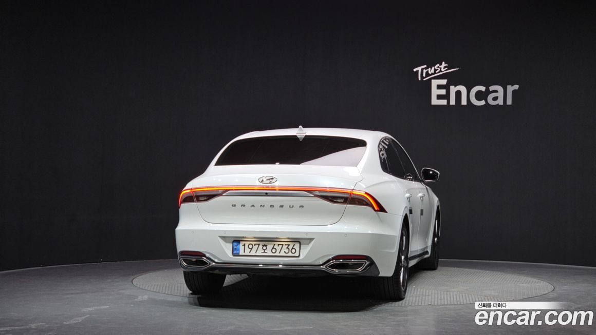 Hyundai Grandeur 2022