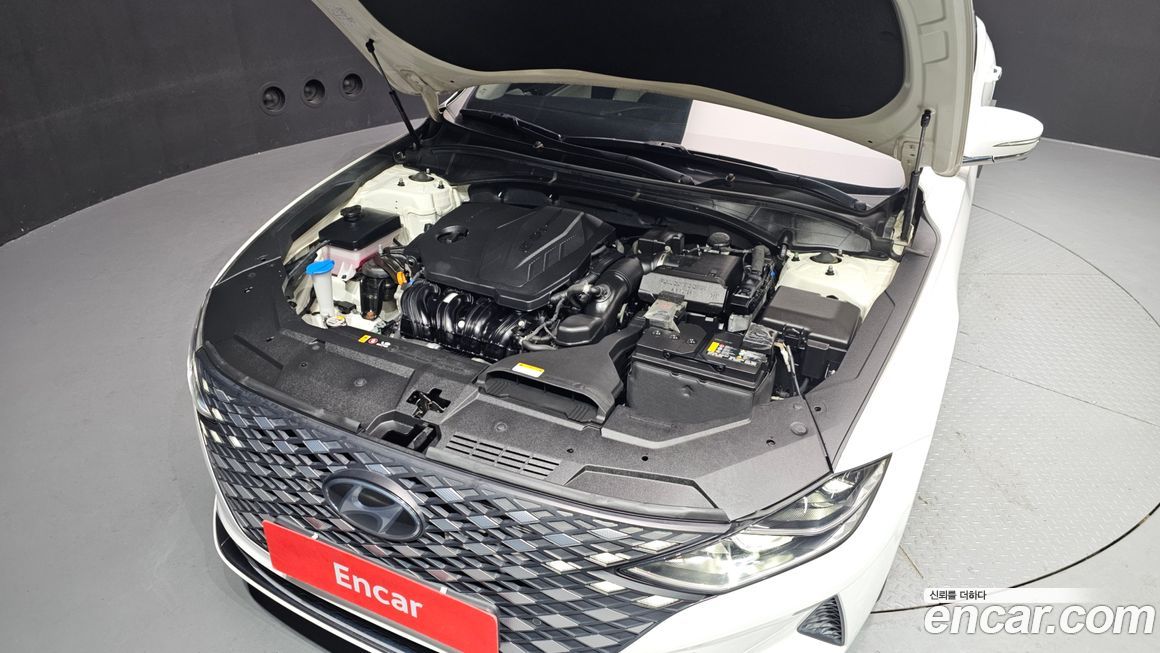 Hyundai Grandeur 2022