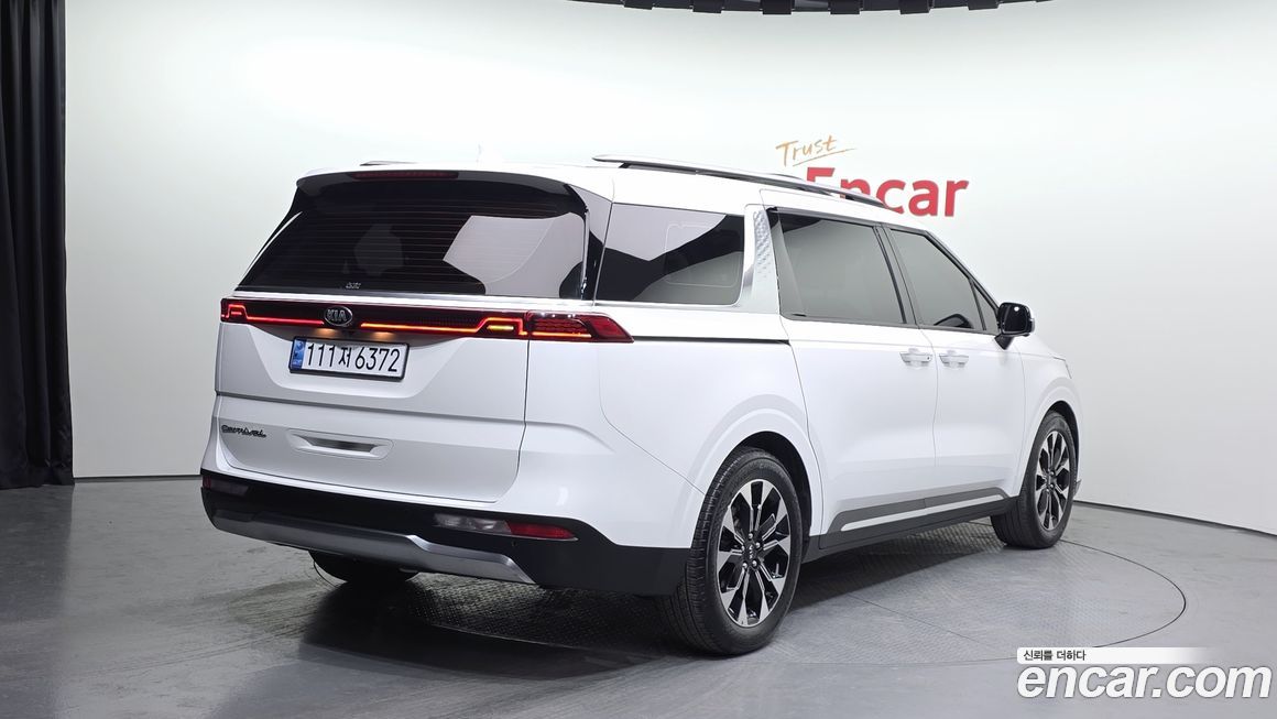 Kia Canival 2021