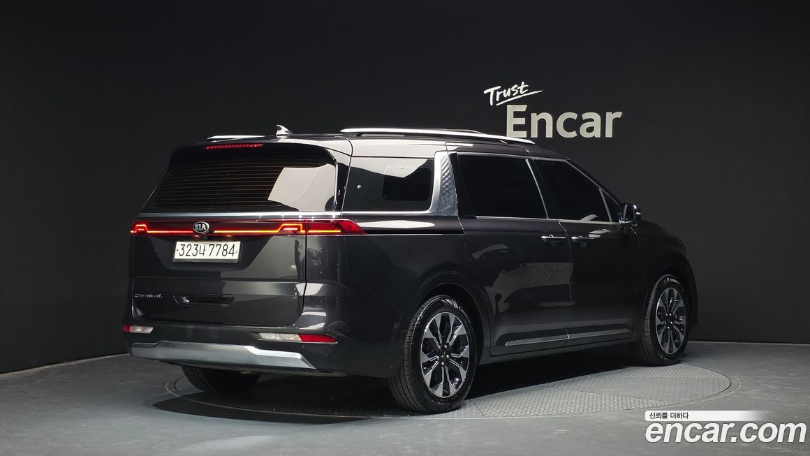 Kia Canival 2021