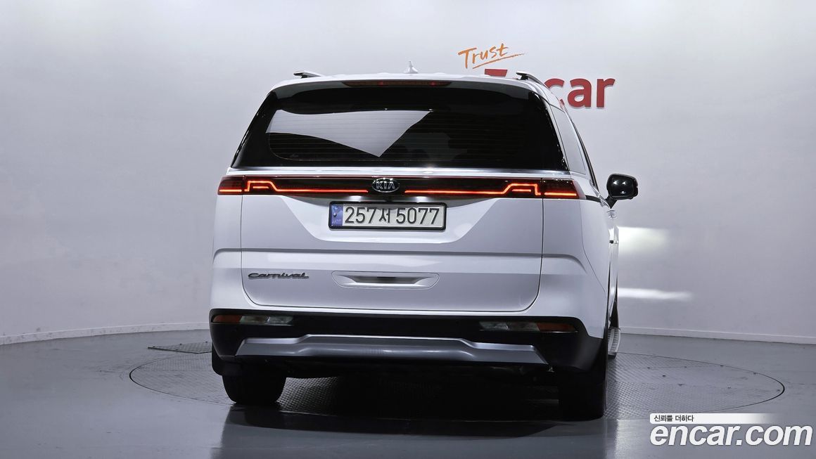 Kia Canival 2021
