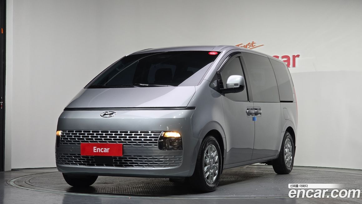 Hyundai Staria 2023