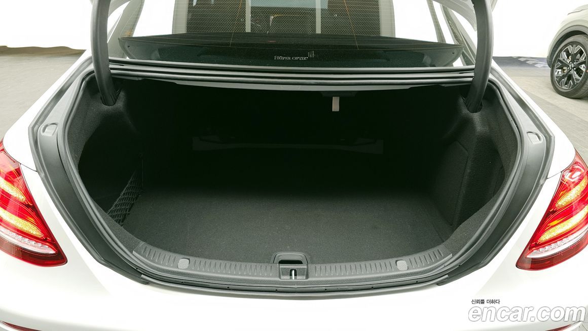 Mercedes-Benz E-Class 2018