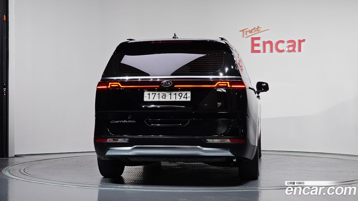 Kia Canival 2021