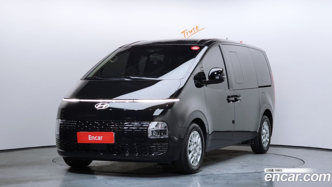 Hyundai Staria 2025