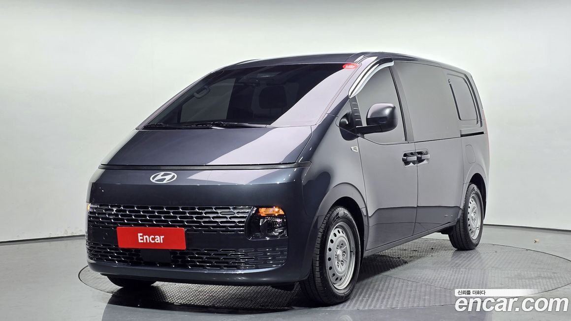Hyundai Staria 2025